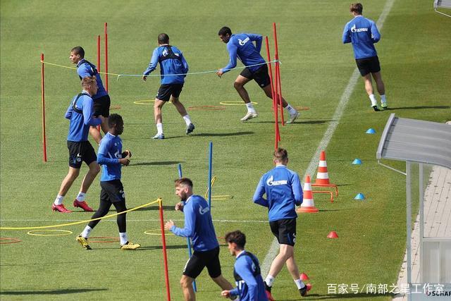 全国家庭存款超173万亿，存款层级揭示致富难度